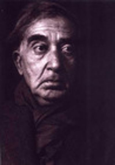 غلاف كتاب كونستانتين كافافي- قصائد